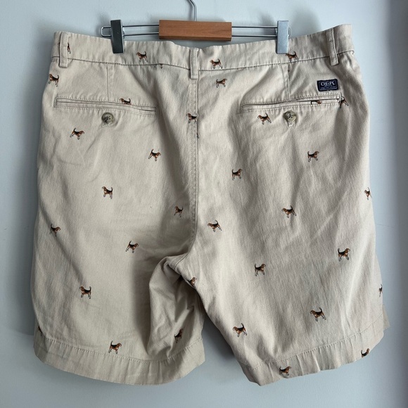 CHAPS Shorts Beagle Dog AOP Coastland Wash Stretch Beige Neutral Men's 36 - Picture 2 of 8